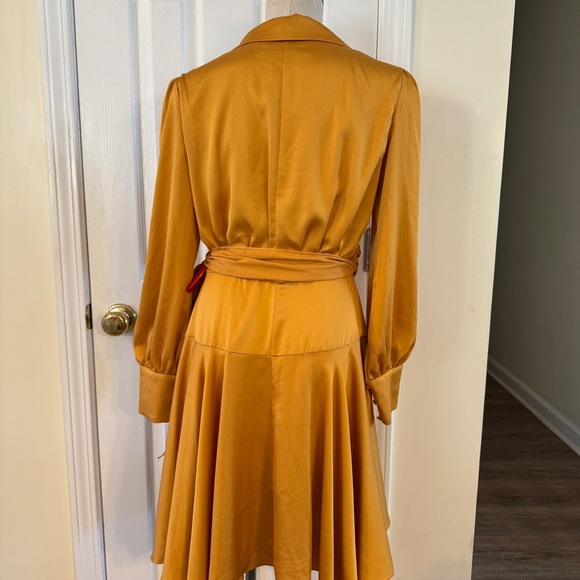 Mac Duggal Satin Wrap Mini Dress • Gold Mustard Long Sleeve Fit & Flare • Size 6 - Picture 8 of 16